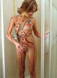 Girl With Paints Teen Porn Pix
